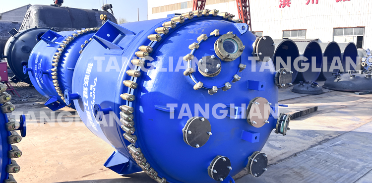 反應釜瓷面產生鱗爆及微孔的原因及處理方法(圖1) 文章25.jpg